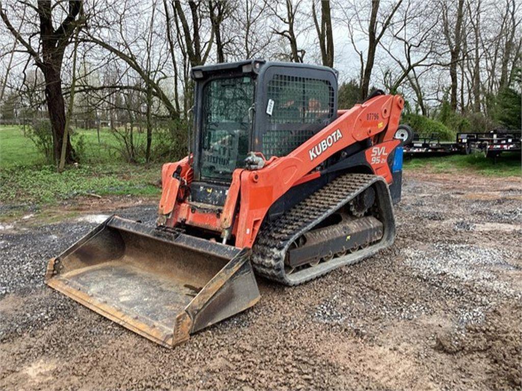 2017 KUBOTA SVL95-2 SKID STEER LOADER