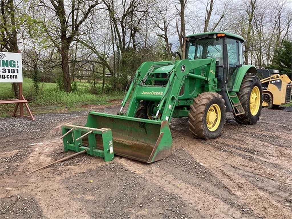 2004 JOHN DEERE 6715 FARM TRACTOR