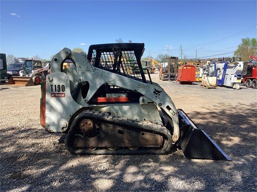 2005 BOBCAT T190 SKID STEER LOADER