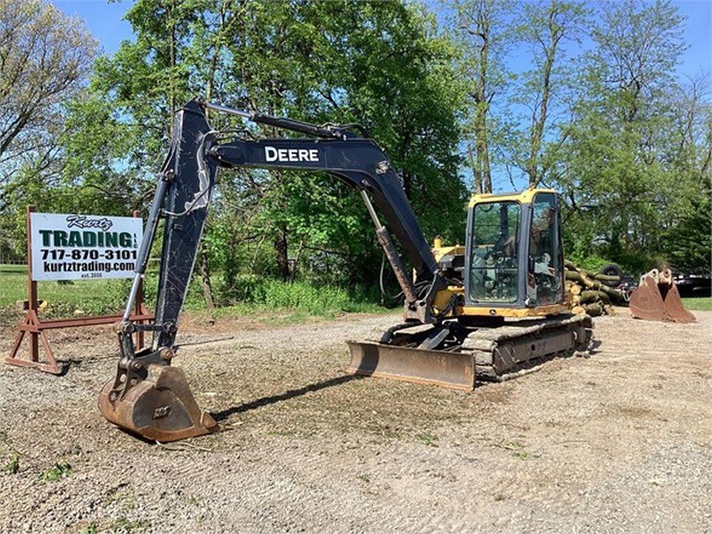 2016 DEERE 85G EXCAVATOR