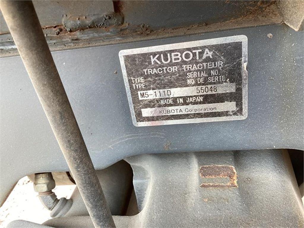 2017 KUBOTA M5-111 FARM TRACTOR