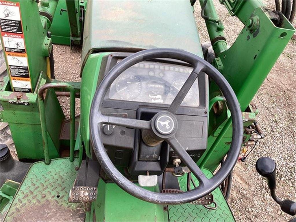 1996 JOHN DEERE 6400 FARM TRACTOR