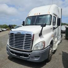 2013 Freightliner Tractor