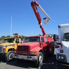 2002 International Bucket Truck