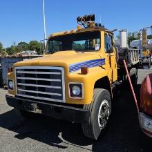 1988 Internationa 1954 Dump with Grapple