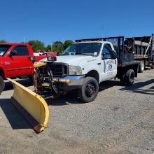 2003 Ford F450 Flatbed With Plow