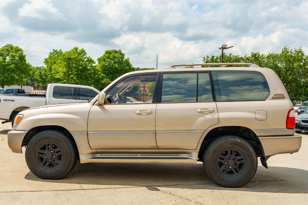 2002 LEXUS LX