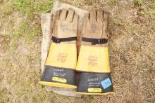 Pair of Wear over Rubber Gloves