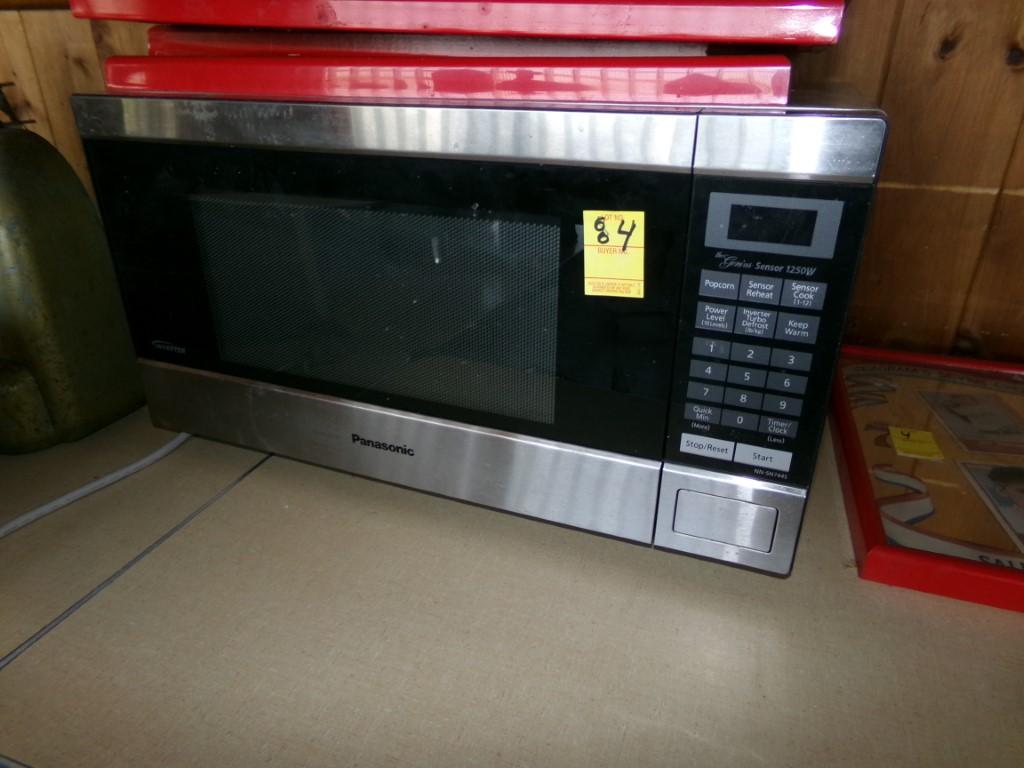 Panasonic ''The Genius'' Microwave, 1250 Watt