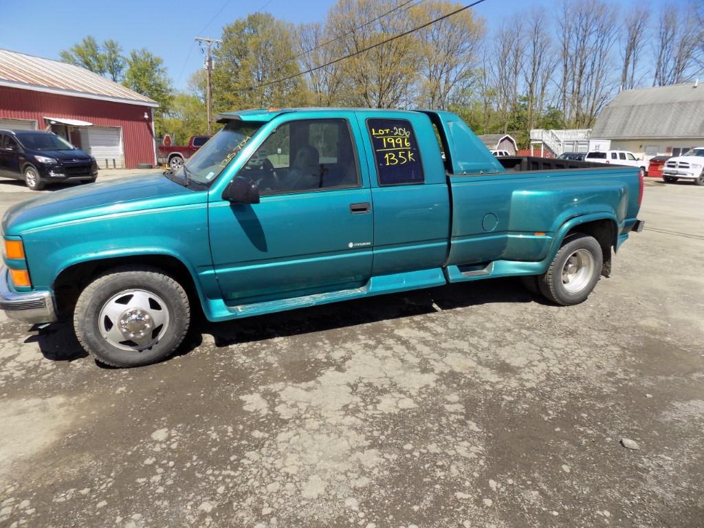 1996 Chevrolet Silverado 3500 Ext. Cab, 2 WD Diesel, Centurion Conversion P