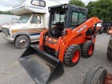 2016 Kubota SSV65 Skid Steer, 2 speed, 72'' Bucket, New Tires, Full Cab w/A