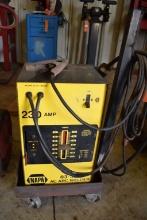 NAPA 230 AMP 83-308 AC ARC WELDER