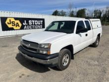 2004 Chevrolet Silverado Extended Cab 4X4 Pickup