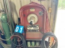 Lincoln 250 Welder w/leads