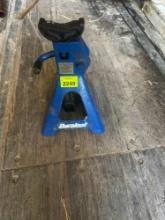 2 ton jack stand.C