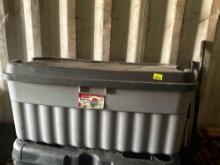 rubbermaid roughneck storage box 54 gallon C