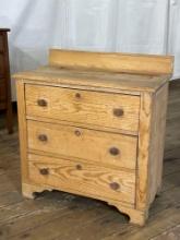 3-drawer Pine wash stand
