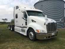 2006 Peterbilt 387 Sleeper Truck