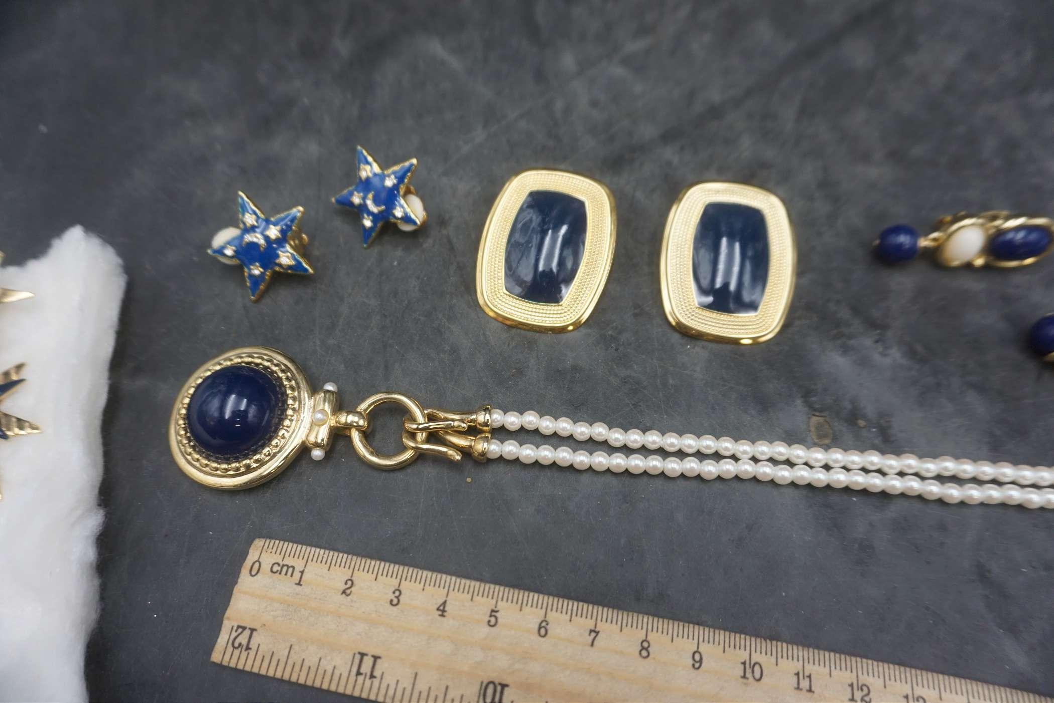 Blue & Gold-Toned Jewelry