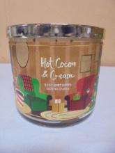 Bath & Body Works 3 Wick Hot Cocoa & Cream Scented Jar Candle