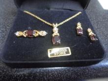 Ladies Necklace & Pendant w/ Matching Earrings & Broach