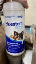 SIX CONTAINERS OF BLUESTEM ORAL CARE DENTAL WIPES FOR DOGS AND CATS ONLY