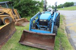 New Holland Tractor / Backhoe