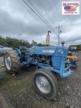 Ford 2000 Tractor