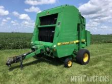 John Deere 566 baler