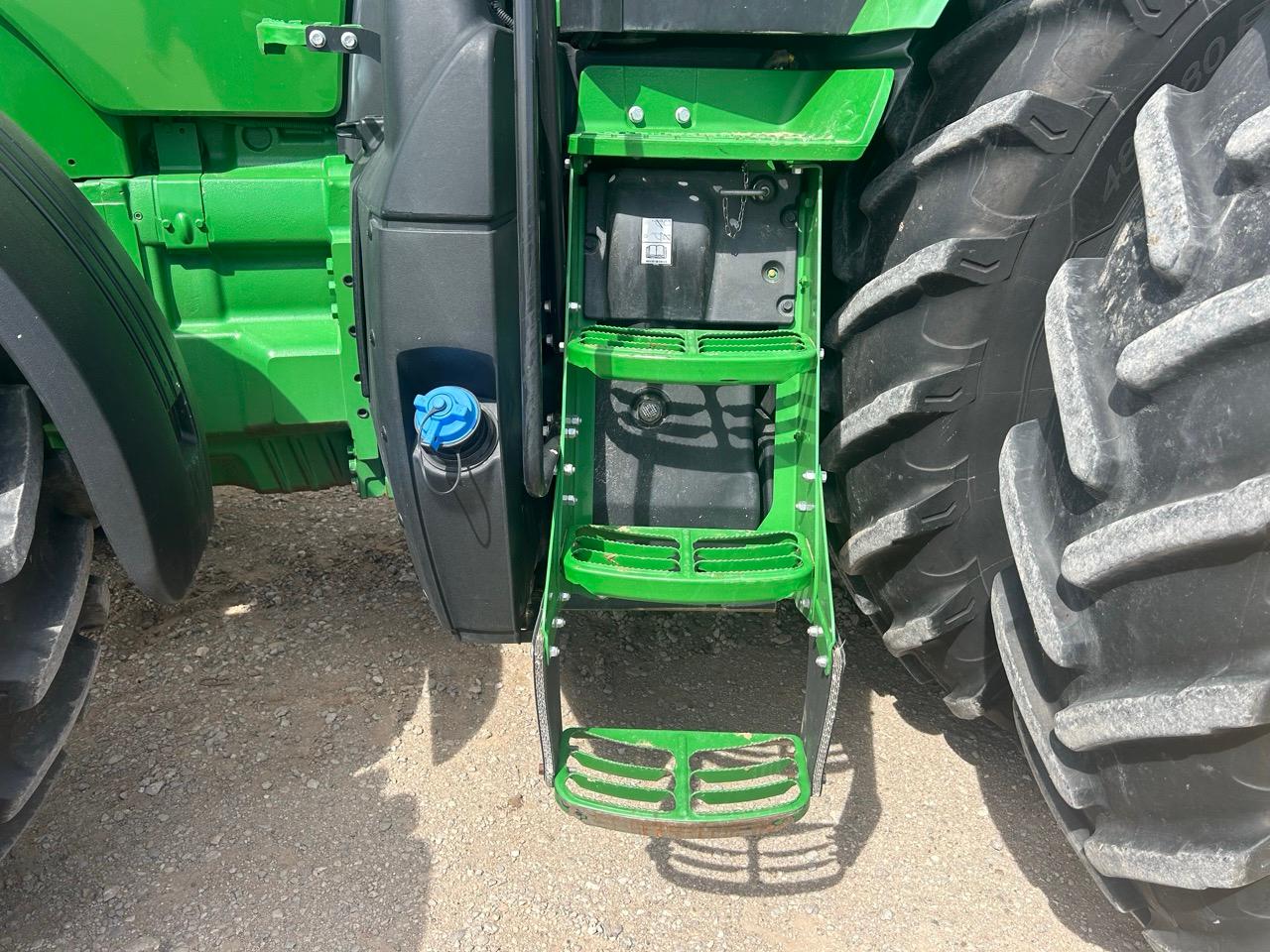 2018 John Deere 8370R