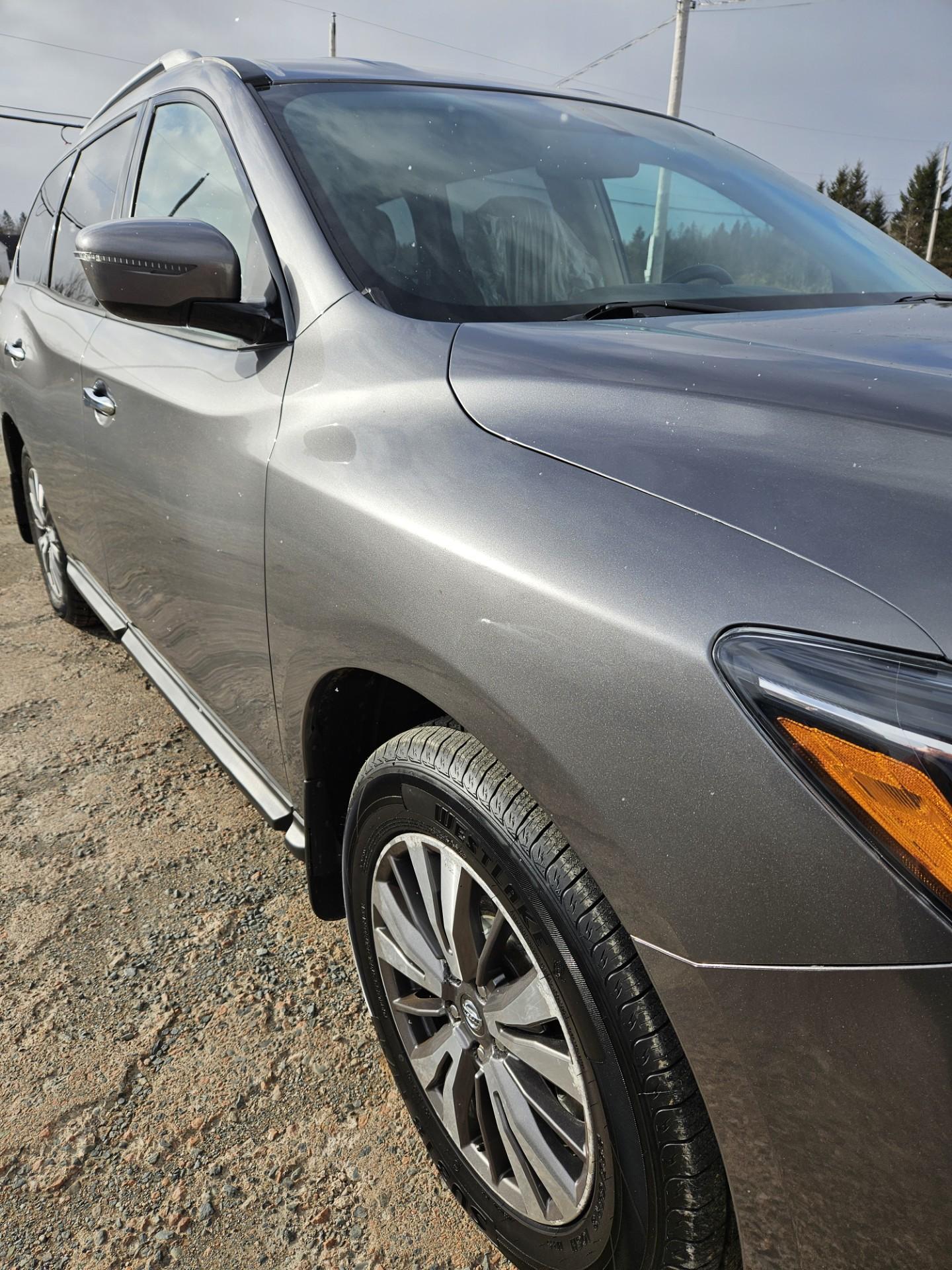 2017 NISSAN PATHFINDER