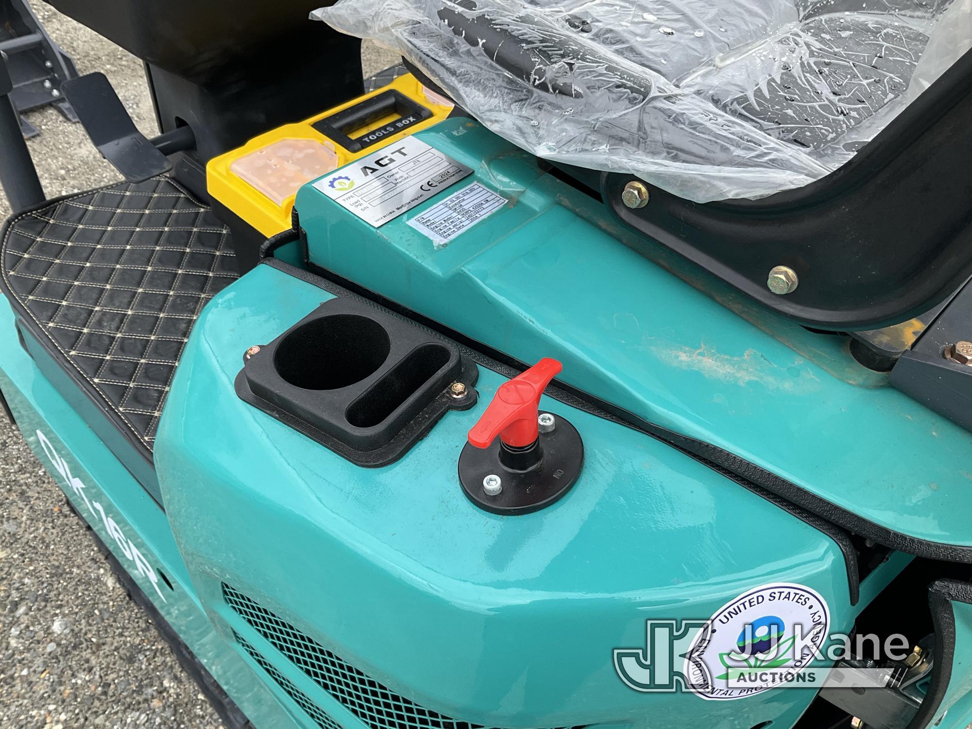 (Shrewsbury, MA) 2024 AGT QK16R Mini Hydraulic Excavator New/Unused, Engine Access Door Damaged