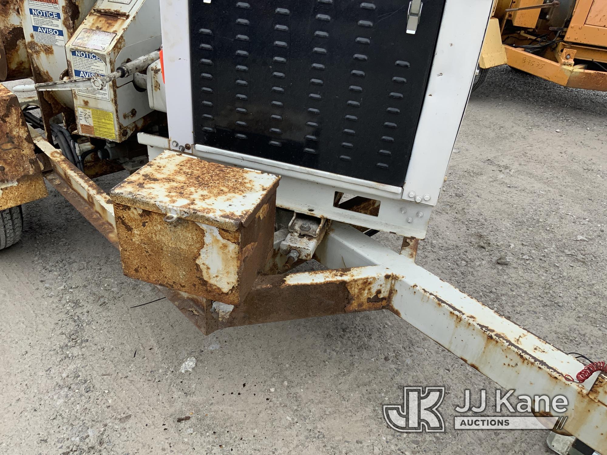 (Fort Wayne, IN) 2016 Morbark M12D Chipper (12in Drum), trailer mtd. NO TITLE) (Runs & Operates) (Ru