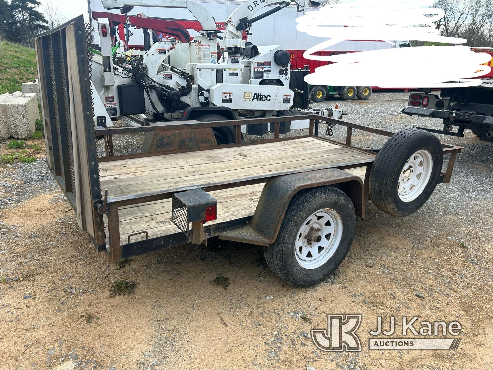 (Hagerstown, MD) 2013 Lone Wolf Trailer Condition Unknown, Rust Damage