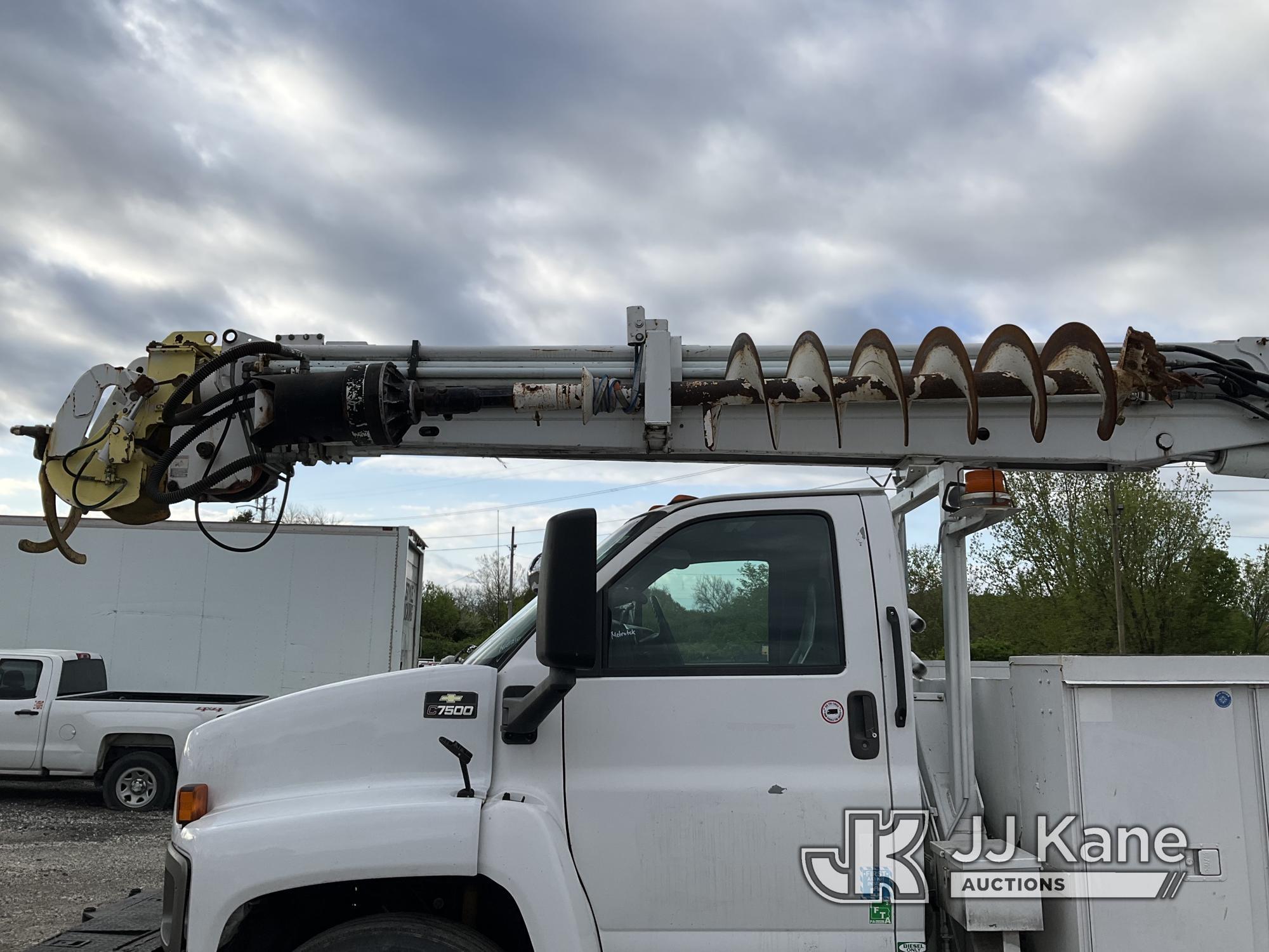 (Plymouth Meeting, PA) Altec DM47-BR, Digger Derrick rear mounted on 2006 Chevrolet C7500 Utility Tr