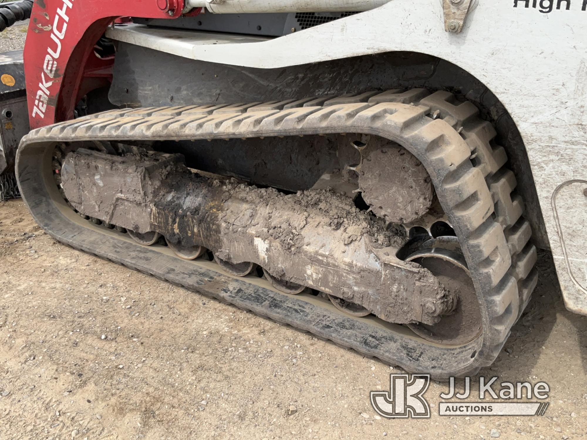 (Charlotte, MI) 2019 Takeuchi TL12 Skid Steer Loader Runs, Moves, Loader Operates, Smoky Exhaust, Mu