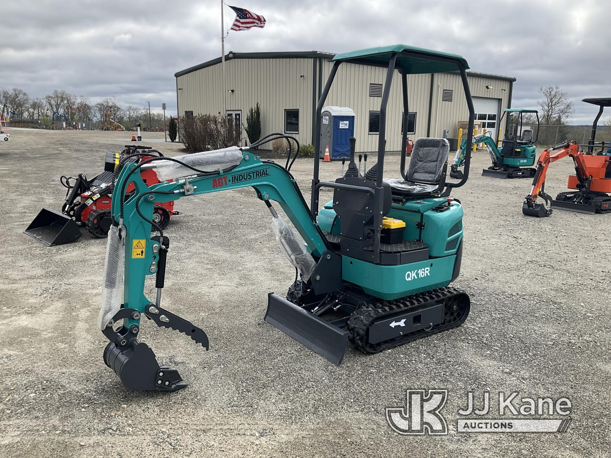 (Shrewsbury, MA) 2024 AGT QK16R Mini Hydraulic Excavator New/Unused, Engine Access Door Damaged