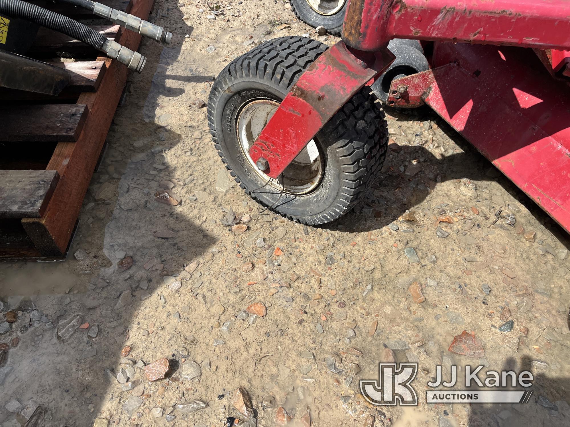 (Smock, PA) Toro Z Master Zero Turn Riding Mower Not Running, Condition Unknown, Flat Tires, Rust Da