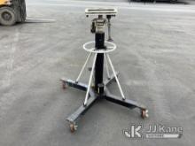 (Jurupa Valley, CA) Omega Hydraulic Transmission Jack (Used) NOTE: This unit is being sold AS IS/WHE