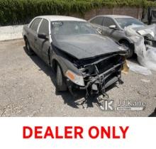 (Jurupa Valley, CA) 2011 Ford Crown Victoria Police Interceptor 4-Door Sedan Not Running, Front End