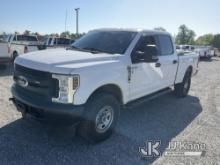 2019 Ford F250 4x4 Crew-Cab Pickup Truck Runs & Moves) (ABS Light On, Check Engine Light On, Body Da