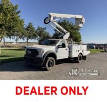 Altec AT40G, Articulating & Telescopic Bucket Truck mounted behind cab on 2018 Ford F550 4x4 Service