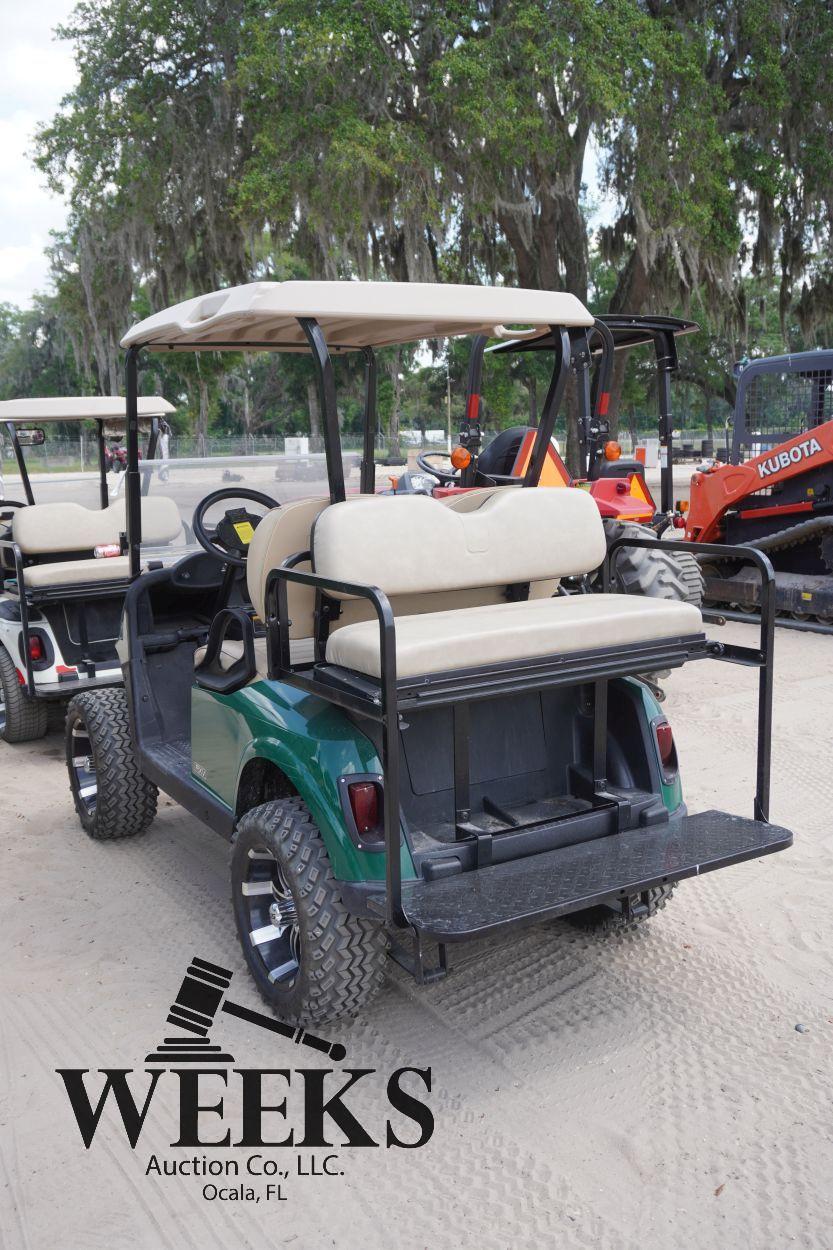 EZGO ELECTRIC 4 SEATER