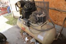 Ingersoll Rand Model 7100 3-Phase B-Twin 10/15HP Air Compressor