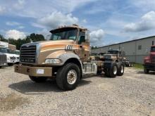 2013 Mack GU813 showing 28,759 mi, 2,504 hrs / runs