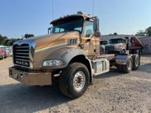 2013 Mack GU813 showing 28,257 mi, 4,292 hrs/ runs