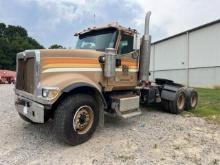 2008 IH 5900i SFA 6x4 showing 307,864 mi, 15,913 hrs / runs