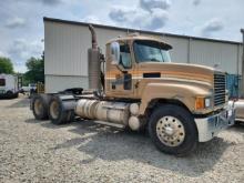 2007 Mack CHU613 showing 264,673 mi, 14,603 hrs / runs