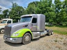 2015 Peterbilt  w/ Sleeper showing 508,604 mi, 14,319 hrs / runs