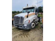 2011 Freightliner Cascadia miles & hrs unknown/ doesn't run